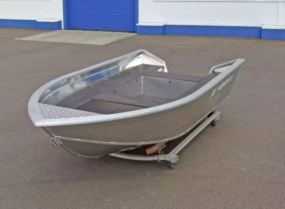 Алюминиевая лодка  Неман-420 в Нальчике