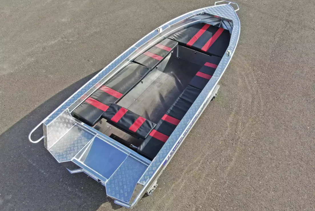 Алюминиевая лодка Wyatboat-390РМ увеличенный борт в Нальчике