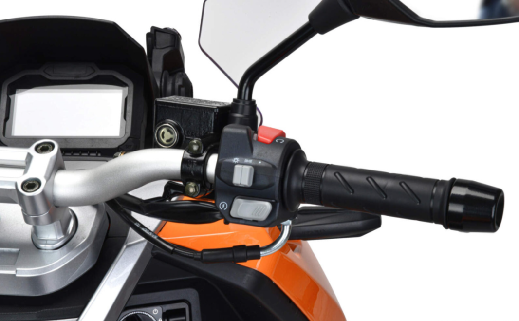 Скутер MOTOLAND (МОТОЛЕНД) T-MAX 150 в Нальчике