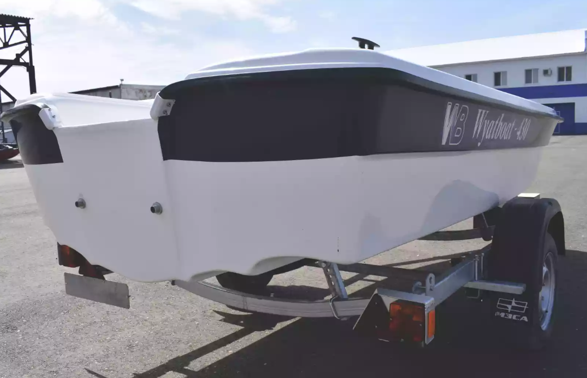 Стеклопластиковая лодка Wyatboat 430 тримаран в Нальчике