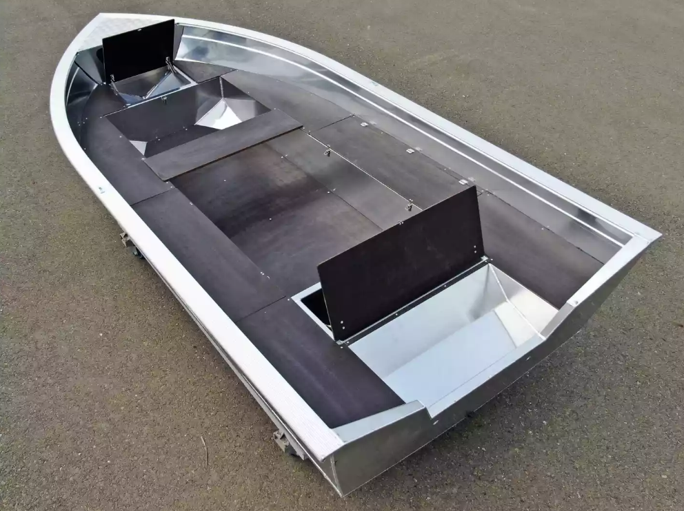 Алюминиевая лодка  Неман-420 в Нальчике