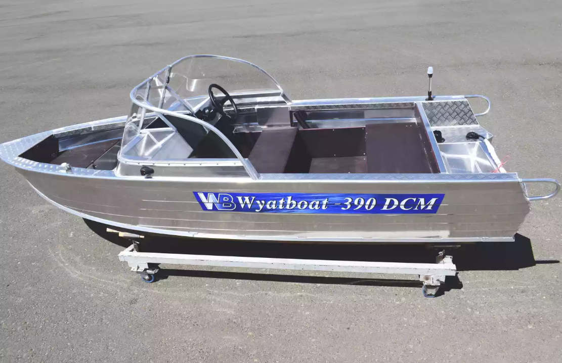 Алюминиевая лодка Wyatboat-390 DCM в Нальчике