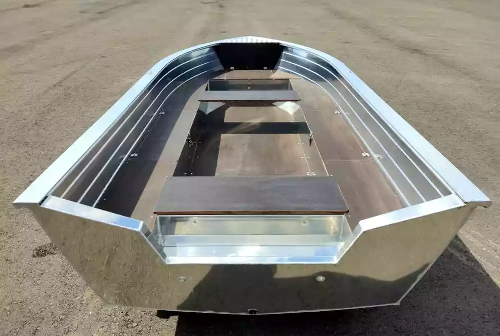 Алюминиевая лодка Неман-400 в Нальчике