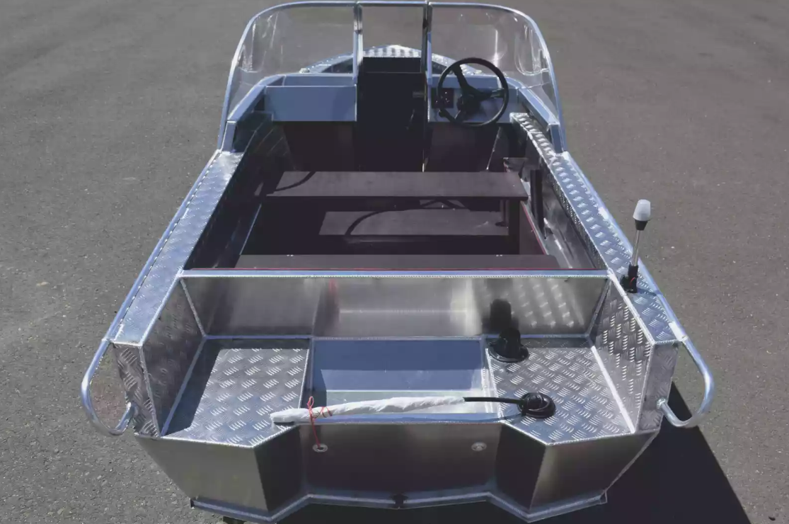 Алюминиевая лодка Wyatboat-390 DCM в Нальчике
