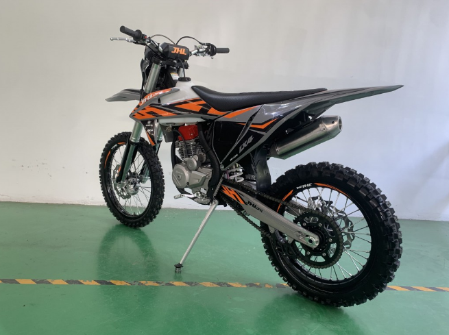 Мотоцикл JHLMOTO JHL LX4 CB300RL (175FMN) в Нальчике