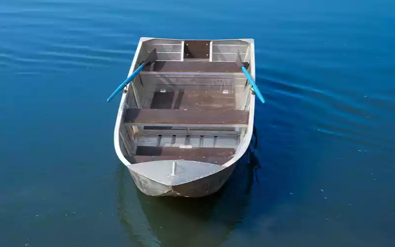 Алюминиевая лодка Вятка-Профи 37 в Нальчике