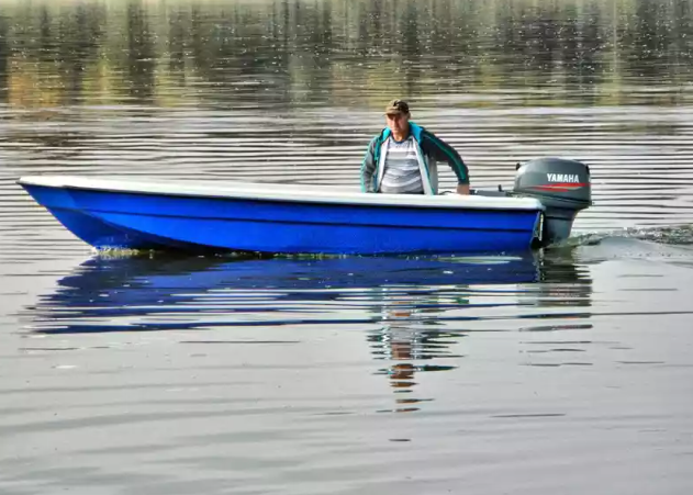 Стеклопластиковая лодка Wyatboat 430 тримаран в Нальчике