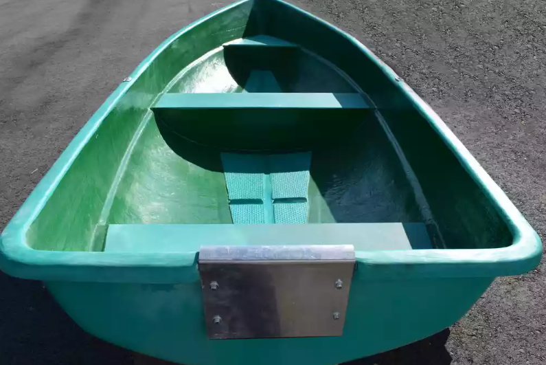 Стеклопластиковая Лодка Голавль в Нальчике