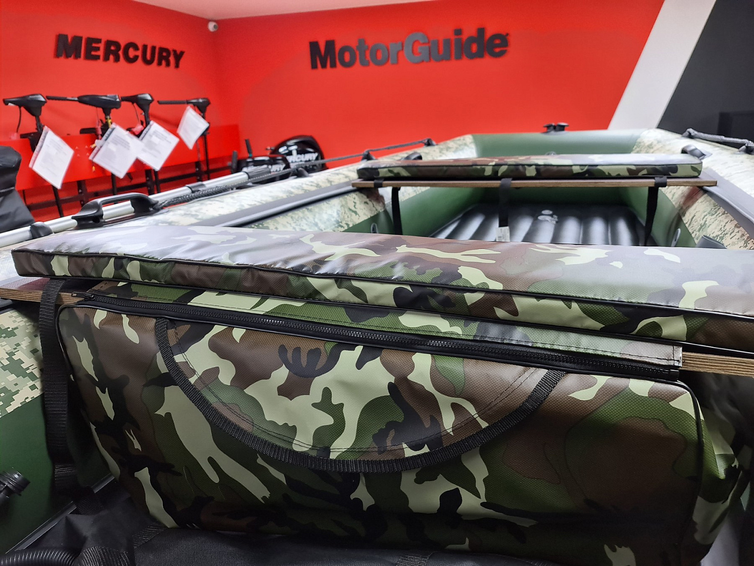 КОМПЛЕКТ МЯГКИХ НАКЛАДОК С СУМКОЙ ДЛЯ ЛОДОК 105Х20 КАМУФЛЯЖ в Нальчике