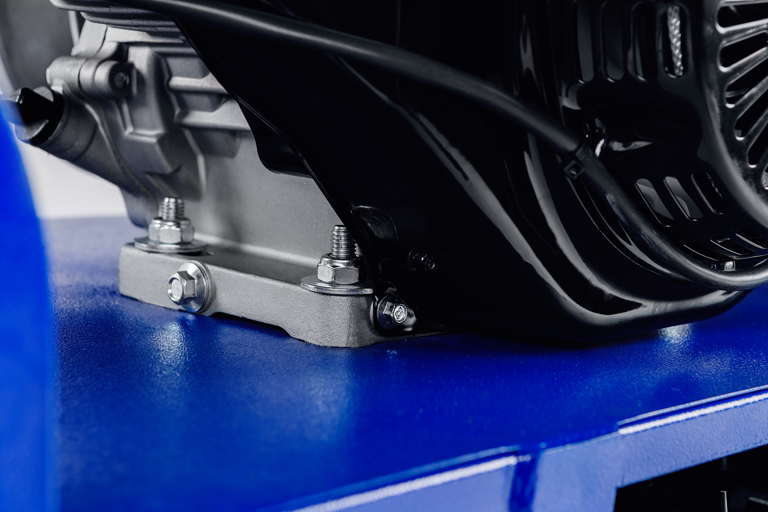 Мотобуксировщик SNOW DOG 17 с эл. запуском (DINKING) в Нальчике