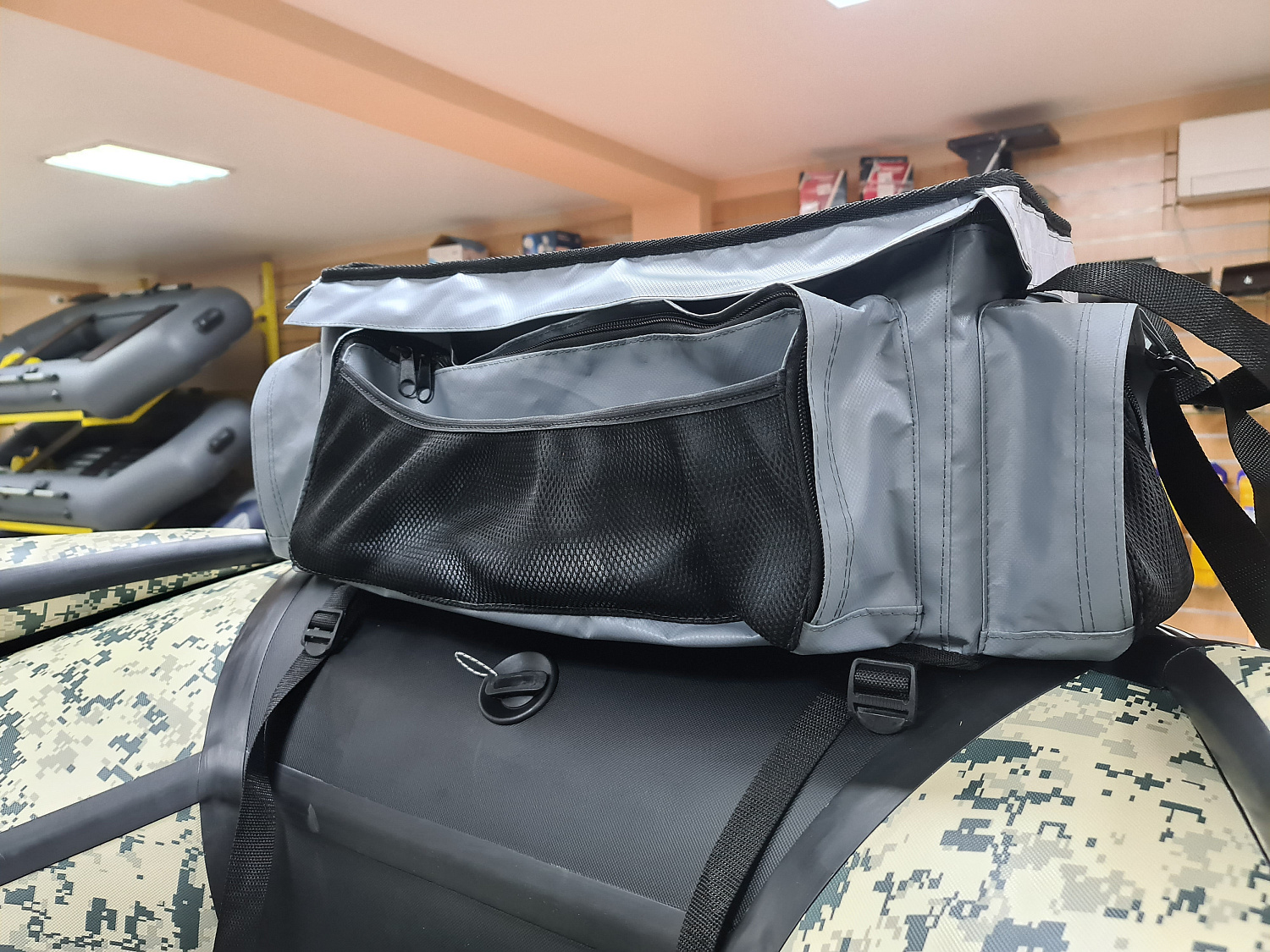 СУМКА ЛЮКС НА БАЛЛОН ДЛЯ ЛОДОК ПВХ 50Х25Х25 СМ в Нальчике