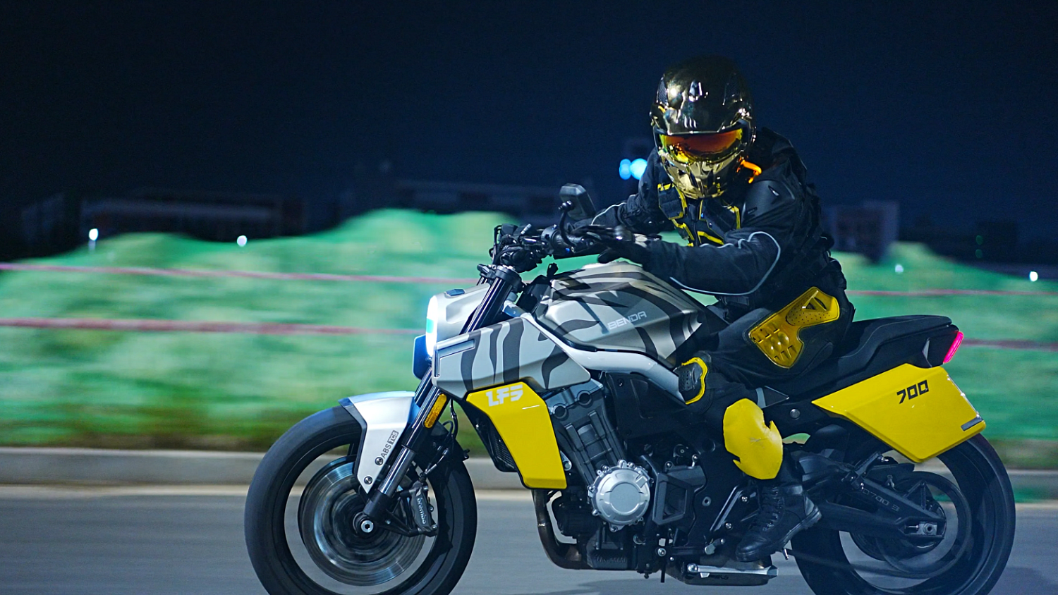 Мотоцикл Benda LFS 700 в Нальчике