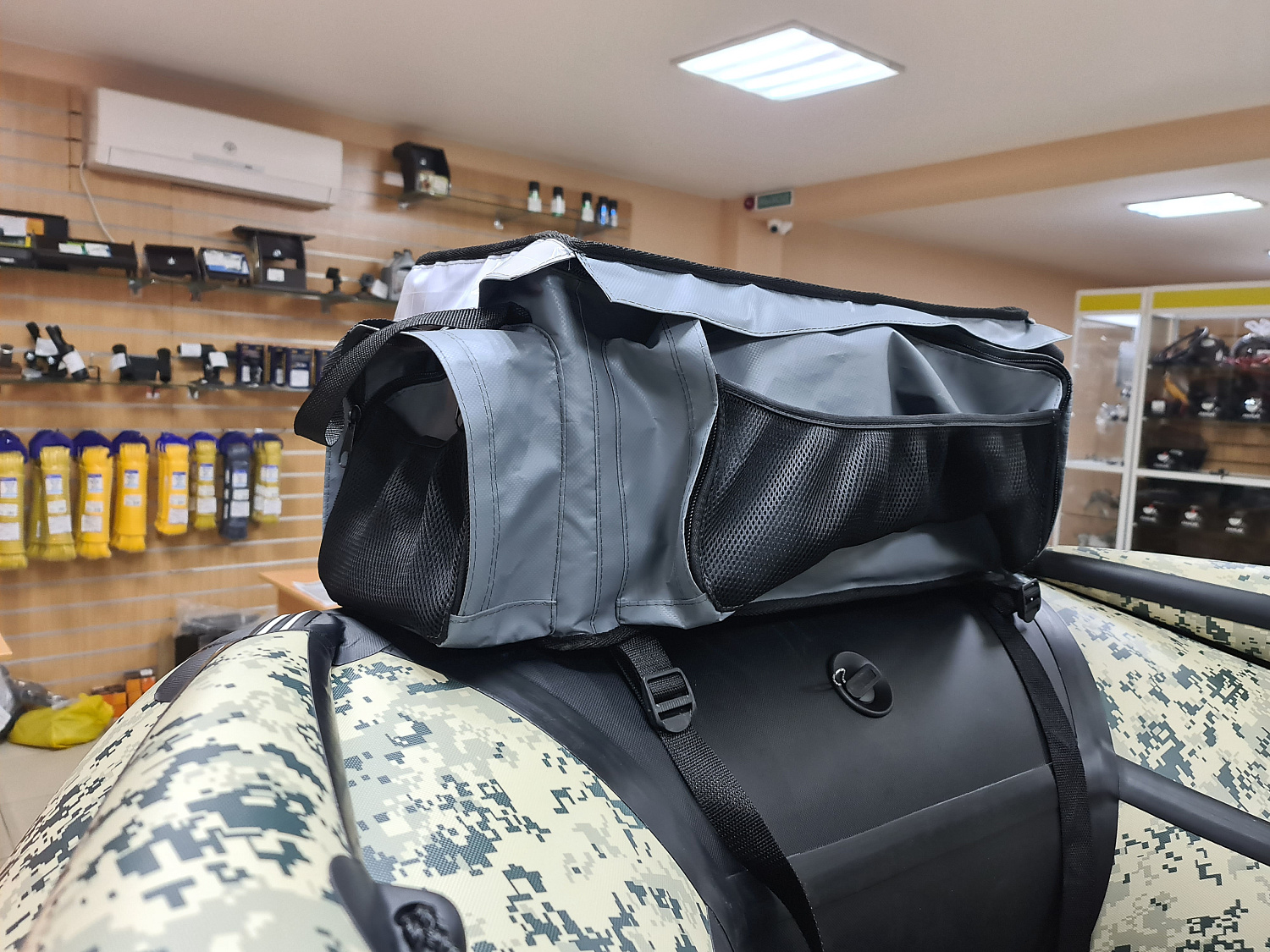 СУМКА ЛЮКС НА БАЛЛОН ДЛЯ ЛОДОК ПВХ 50Х25Х25 СМ в Нальчике